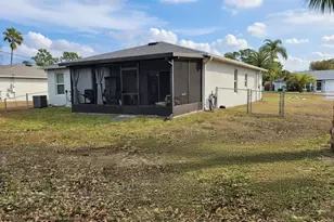 638 Mulberry St, Sebastian, FL 32958 - Photo 3