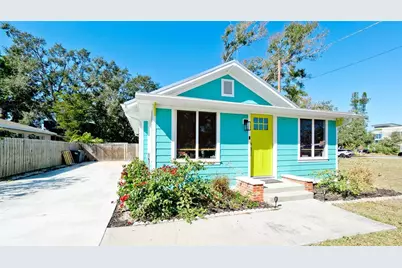 522 37th Street W, Bradenton, FL 34205 - Photo 1