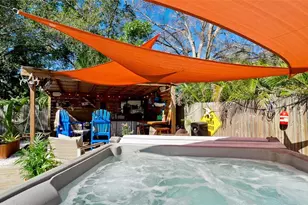 522 37th St W, Bradenton, FL 34205 - Photo 31