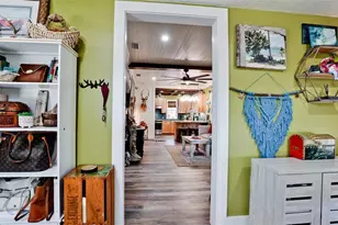 522 37th St W, Bradenton, FL 34205 - Photo 9