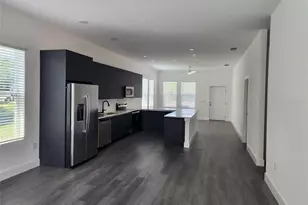 9211 Northcliffe Blvd, Spring Hill, FL 34606 - Photo 9