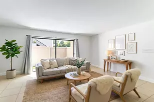 4837 Puritan Cir, Tampa, FL 33617 - Photo 5