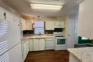 6081 Southern Oaks Dr SE, Winter Haven, FL 33884 - Photo 5