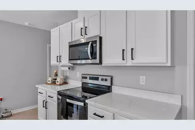 3337 Costello Cir, Winter Haven, FL 33884 - Photo 19