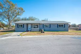 1423 NE 1st St, Mulberry, FL 33860 - Photo 1
