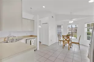 2175 Stoney Pointe Dr, Lakeland, FL 33813 - Photo 7