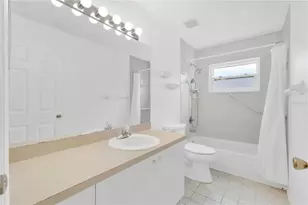 2175 Stoney Pointe Dr, Lakeland, FL 33813 - Photo 17