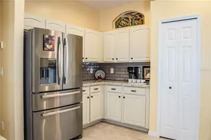 4064 Carteret Dr, Winter Haven, FL 33884 - Photo 9