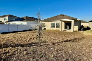 993 Calico Pointe Cir, Groveland, FL 34736 - Photo 21