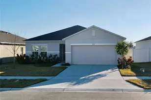 993 Calico Pointe Cir, Groveland, FL 34736 - Photo 1