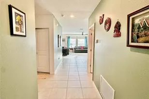 993 Calico Pointe Cir, Groveland, FL 34736 - Photo 3