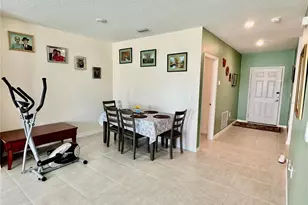 993 Calico Pointe Cir, Groveland, FL 34736 - Photo 11