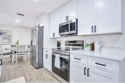 2115 Lake Holloway Boulevard, Lakeland, FL 33801 - Photo 11