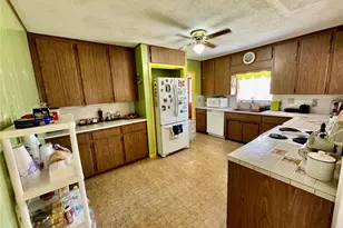 2550 Gress Ln, Lakeland, FL 33805 - Photo 7