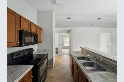 829 N Lake Avenue, Lakeland, FL 33801 - Photo 17