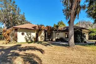 126 Homewood Dr, Winter Haven, FL 33880 - Photo 1