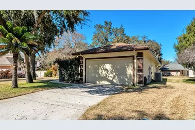 126 Homewood Drive, Winter Haven, FL 33880 - Photo 3