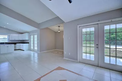 2551 N Avon Boulevard, Avon Park, FL 33825 - Photo 5