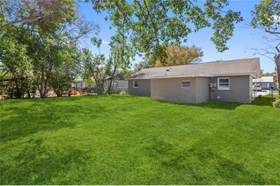 606 Holt Circle, Winter Haven, FL 33880 - Photo 5