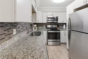 606 Holt Cir, Winter Haven, FL 33880 - Photo 13