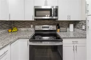 606 Holt Cir, Winter Haven, FL 33880 - Photo 15