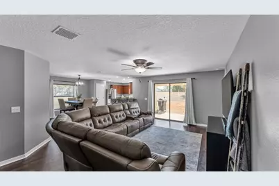 2369 Isabella Court, Lakeland, FL 33805 - Photo 5