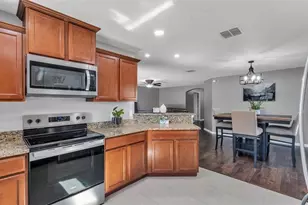 2369 Isabella Ct, Lakeland, FL 33805 - Photo 7