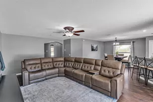 2369 Isabella Ct, Lakeland, FL 33805 - Photo 3