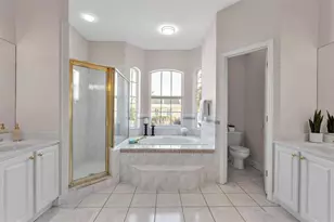 2246 Colony Club Dr, Lakeland, FL 33813 - Photo 31