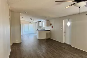 3713 Smith Ryals Rd, Plant City, FL 33567 - Photo 11