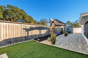 2033 58th Ln N, Clearwater, FL 33760 - Photo 5