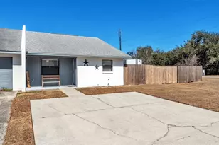 248 Marble Ln, Lakeland, FL 33809 - Photo 3