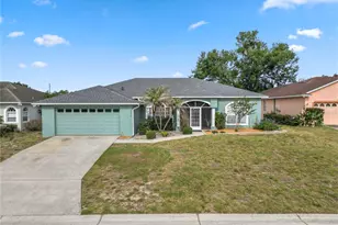 2258 Colony Club Dr, Lakeland, FL 33813 - Photo 1