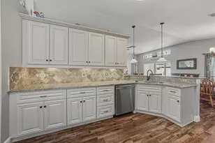 5132 Quadrangle Ct, Wesley Chapel, FL 33544 - Photo 7