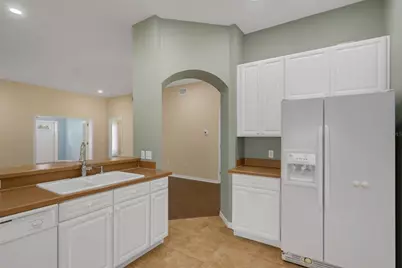 654 Lake Clark Place, Lakeland, FL 33813 - Photo 11