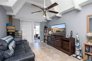 4311 Club Cir, Lakeshore, FL 33854 - Photo 11