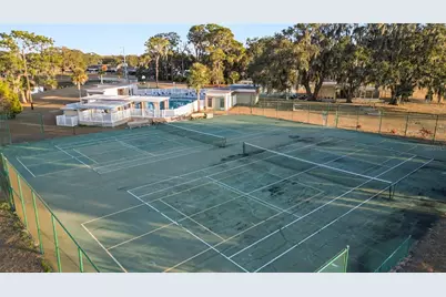 4311 Club Circle, Lakeshore, FL 33854 - Photo 33