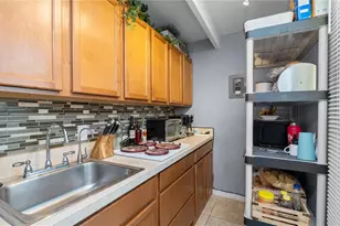 4311 Club Cir, Lakeshore, FL 33854 - Photo 13