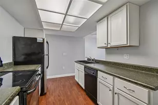 2025 Sylvester Ct, Lakeland, FL 33803 - Photo 17