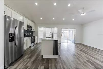 413 Vineyard Drive, Lakeland, FL 33809 - Photo 13