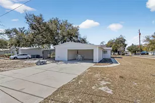 311 NE 5th St, Mulberry, FL 33860 - Photo 7