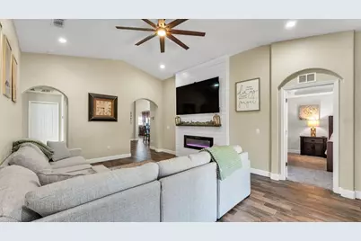 6318 Presidential Lane, Lakeland, FL 33811 - Photo 15