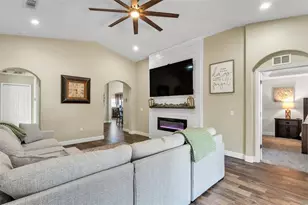 6318 Presidential Ln, Lakeland, FL 33811 - Photo 15