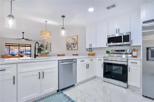 18314 Aintree Ct, Tampa, FL 33647 - Photo 13