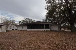 3924 Crews Lake Dr, Lakeland, FL 33813 - Photo 15