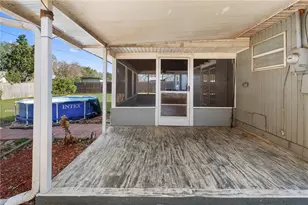 223 S Shore Dr, Eagle Lake, FL 33839 - Photo 13