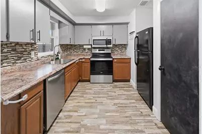 223 S Shore Drive, Eagle Lake, FL 33839 - Photo 11