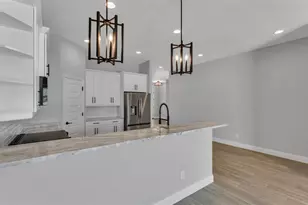 1170 Windjammer Dr, Lakeland, FL 33803 - Photo 11