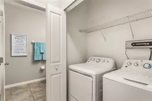 10642 Lake Montauk Dr, Riverview, FL 33578 - Photo 21