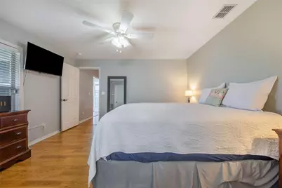 194 S Lake Mariam Drive, Winter Haven, FL 33884 - Photo 17